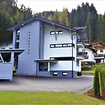 Hubertus * Флахау